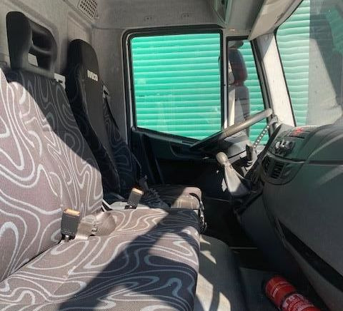 Iveco Eurocargo 75e16Eurocargo 75e16 - Koffer LKW: das Bild 5 Iveco Eurocargo 75e16Eurocargo 75e16 - Koffer LKW: das Bild 5