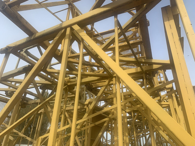 Liebherr 120HC - Turmkran: das Bild 3 Liebherr 120HC - Turmkran: das Bild 3