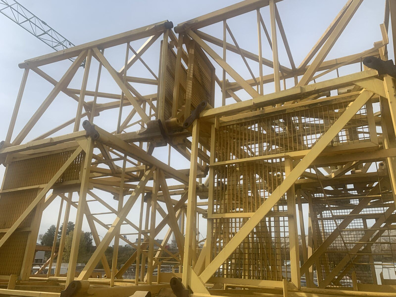 Liebherr 120HC - Turmkran: das Bild 1 Liebherr 120HC - Turmkran: das Bild 1