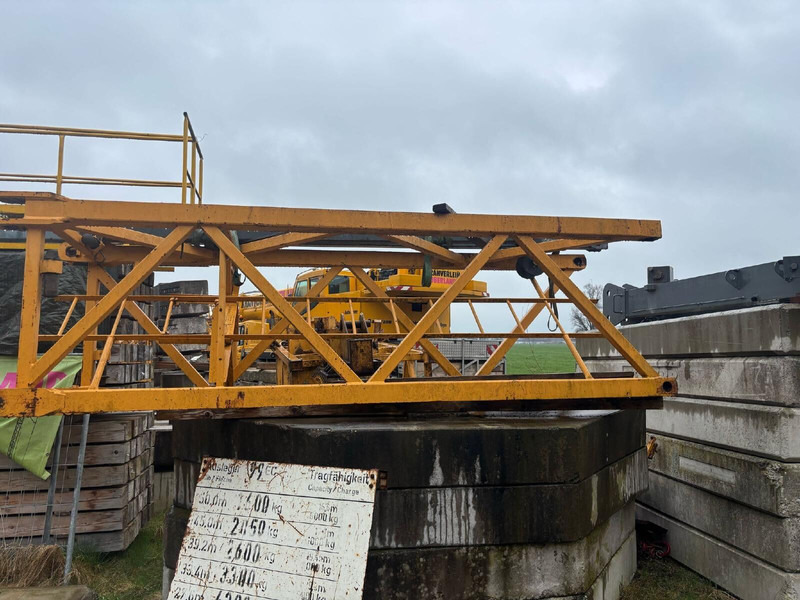 Liebherr 90LD tower sections - Turmkran: das Bild 1 Liebherr 90LD tower sections - Turmkran: das Bild 1