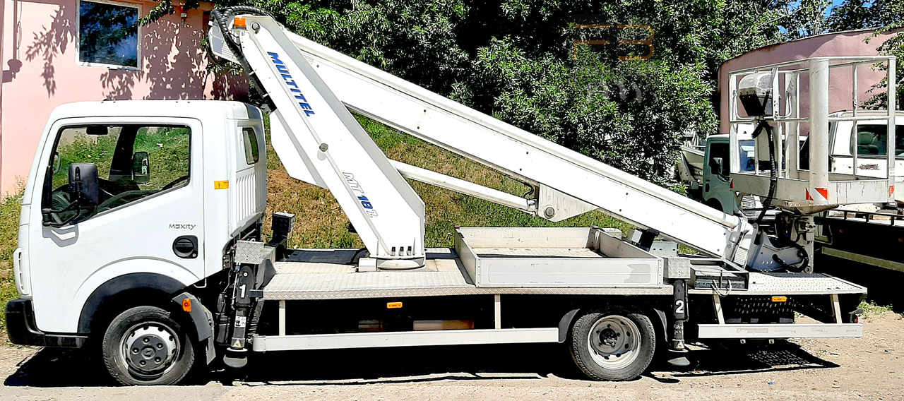 MULTITEL MT 182 DS - LKW mit Arbeitsbühne: das Bild 4 MULTITEL MT 182 DS - LKW mit Arbeitsbühne: das Bild 4