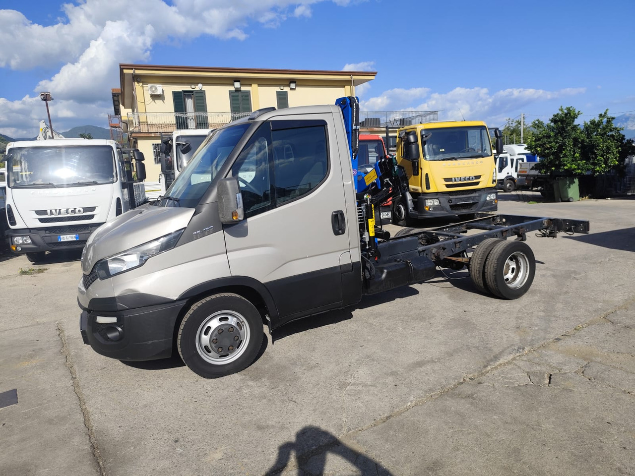 IVECO DAILY 35-130 - Kipper Transporter: das Bild 2 IVECO DAILY 35-130 - Kipper Transporter: das Bild 2