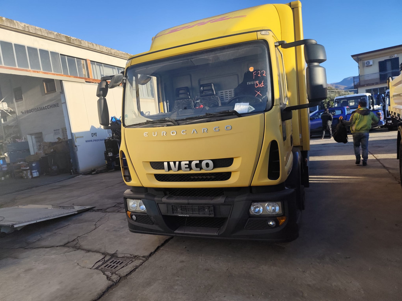 IVECO EUROCARGO 120E28P - Fahrgestell LKW: das Bild 2 IVECO EUROCARGO 120E28P - Fahrgestell LKW: das Bild 2