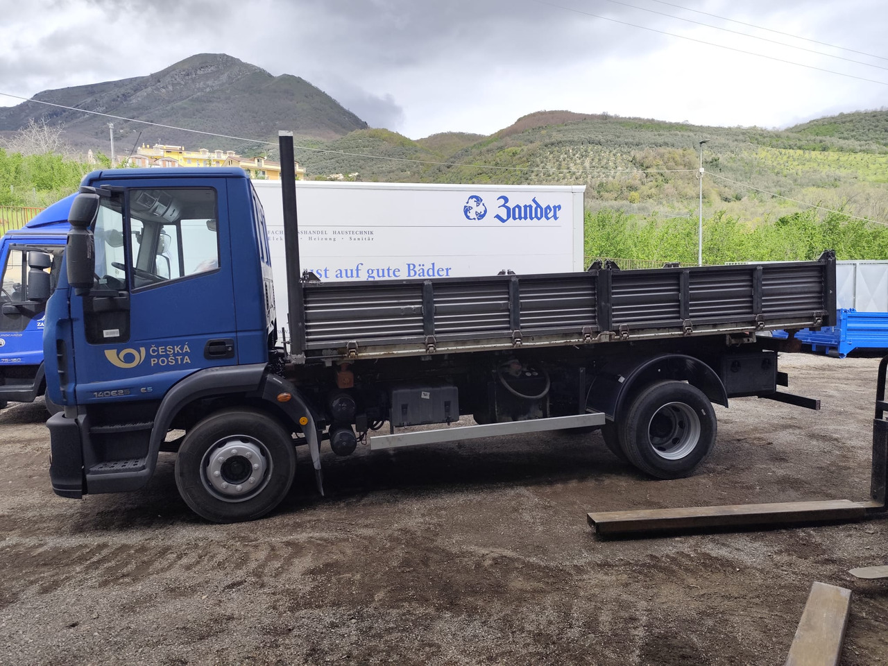 Kipper IVECO EUROCARGO 140E25: das Bild 14