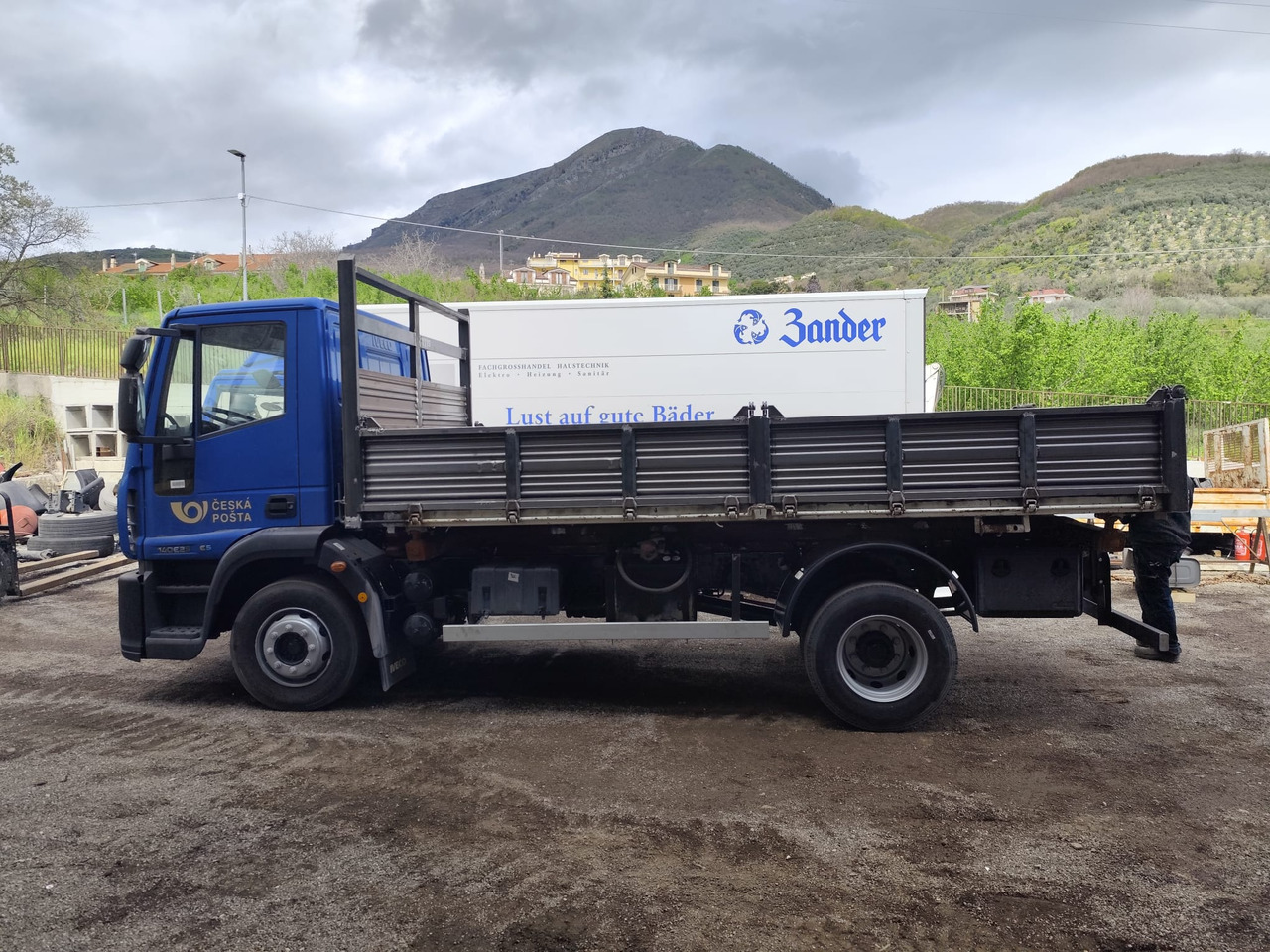 Kipper IVECO EUROCARGO 140E25: das Bild 15