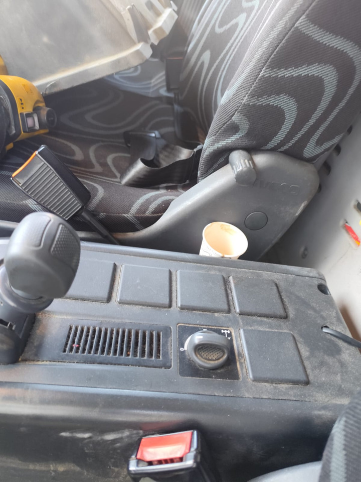 IVECO EUROCARGO 180E25 - Autokran, Autokran: das Bild 5 IVECO EUROCARGO 180E25 - Autokran, Autokran: das Bild 5