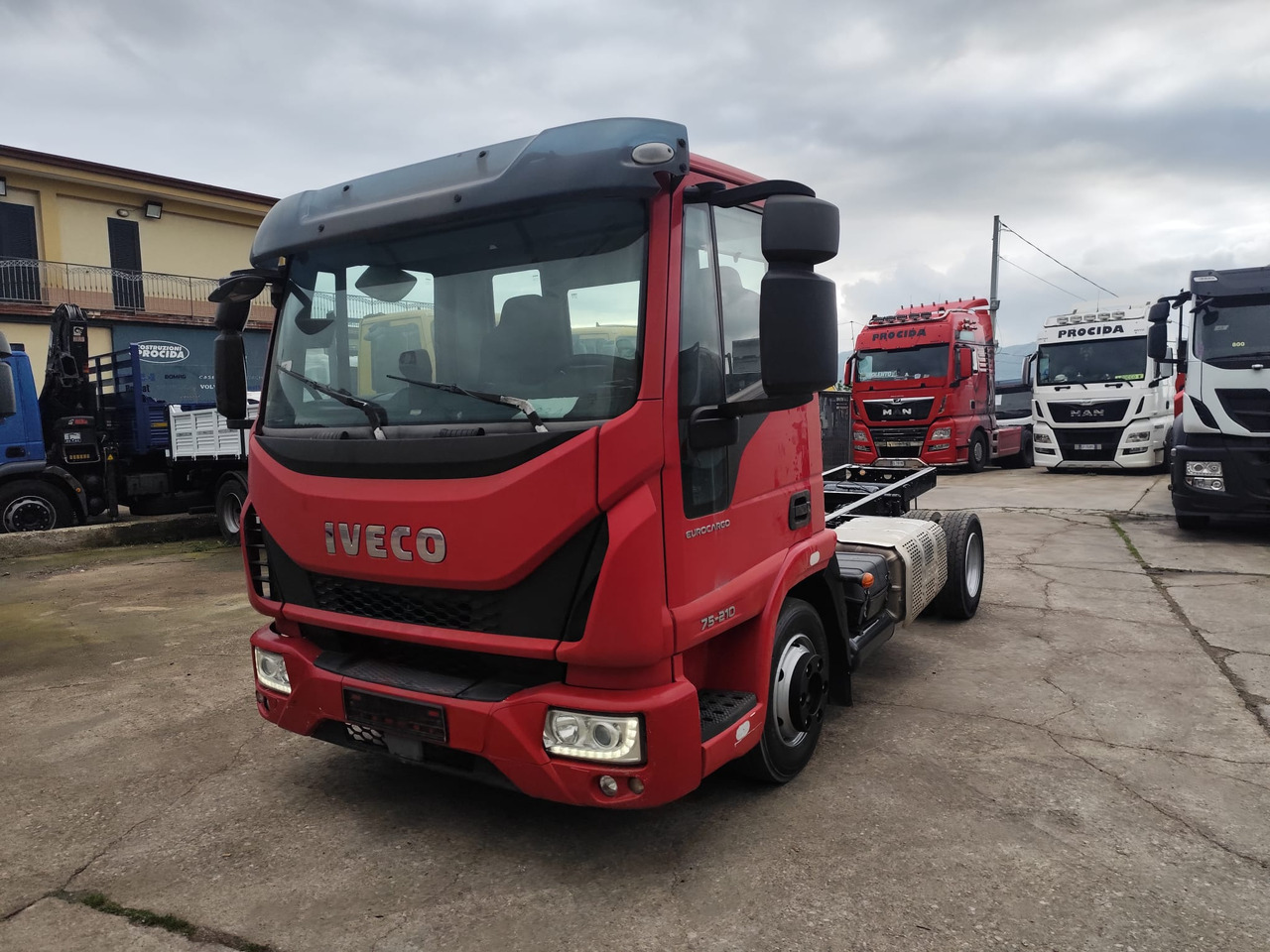 IVECO EUROCARGO 75-210 - Kipper: das Bild 1 IVECO EUROCARGO 75-210 - Kipper: das Bild 1