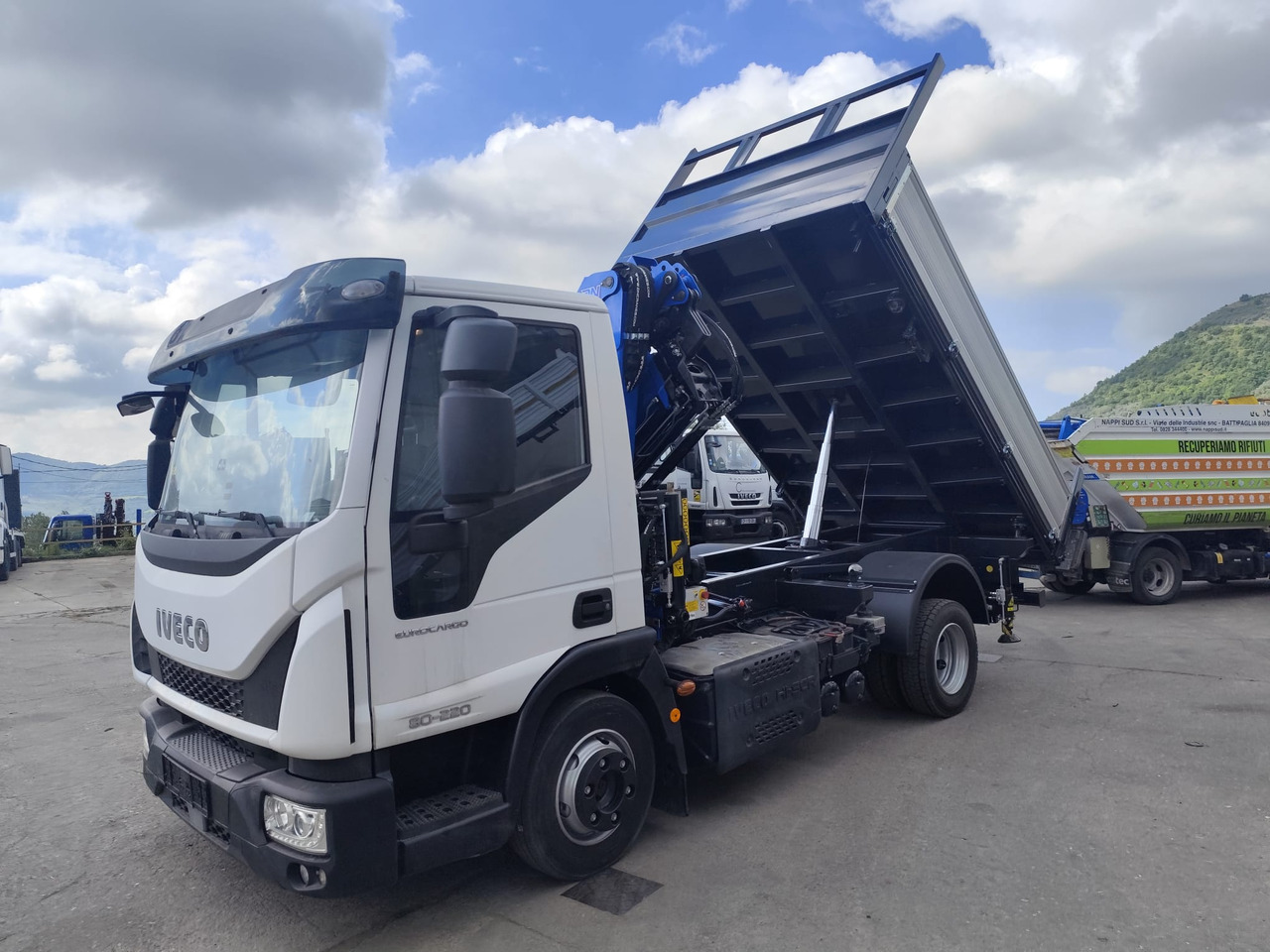 IVECO EUROCARGO 80-220 - Autokran: das Bild 1 IVECO EUROCARGO 80-220 - Autokran: das Bild 1