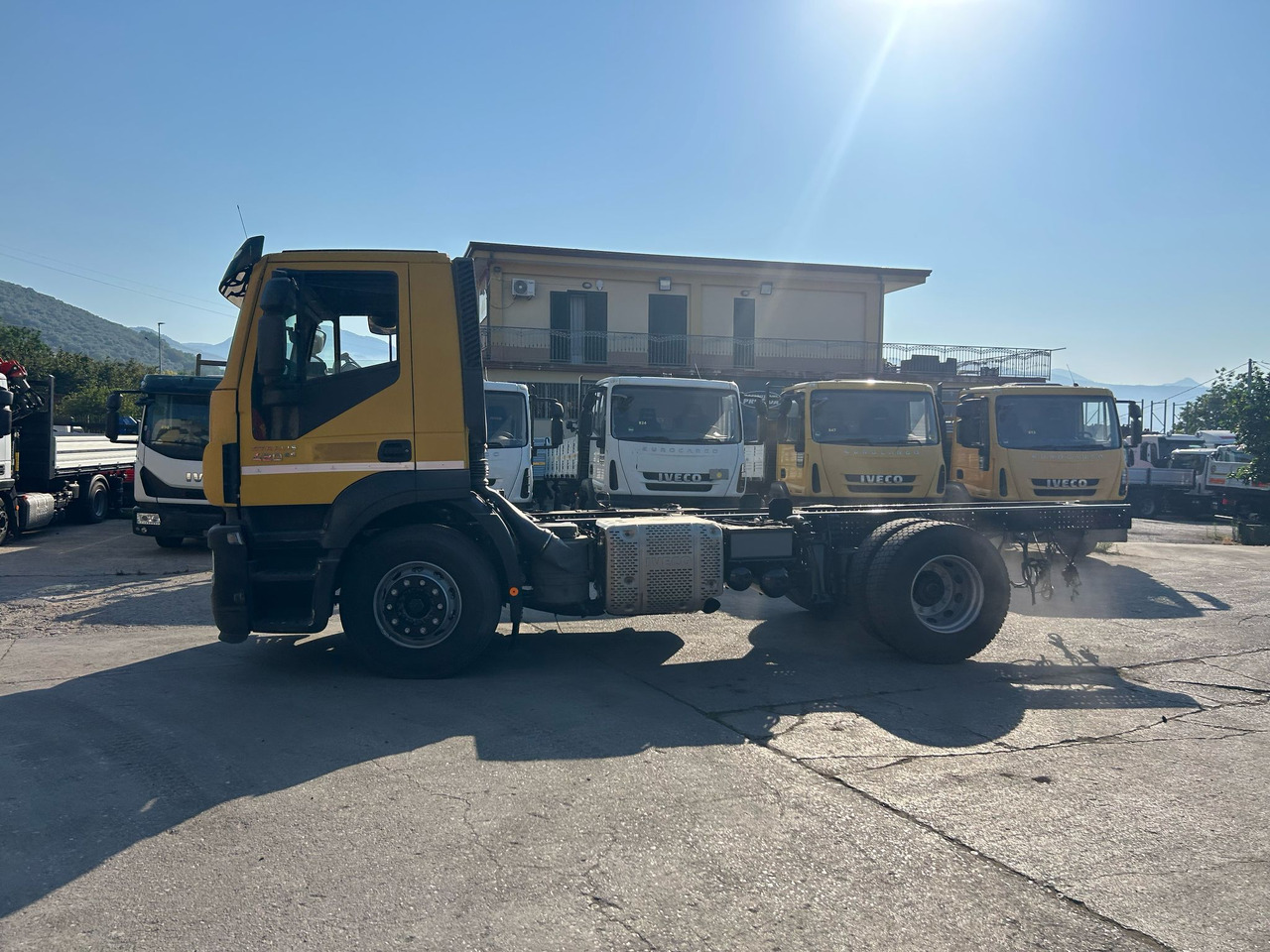 Fahrgestell LKW IVECO STRALIS HI-STREET AD190S42: das Bild 25