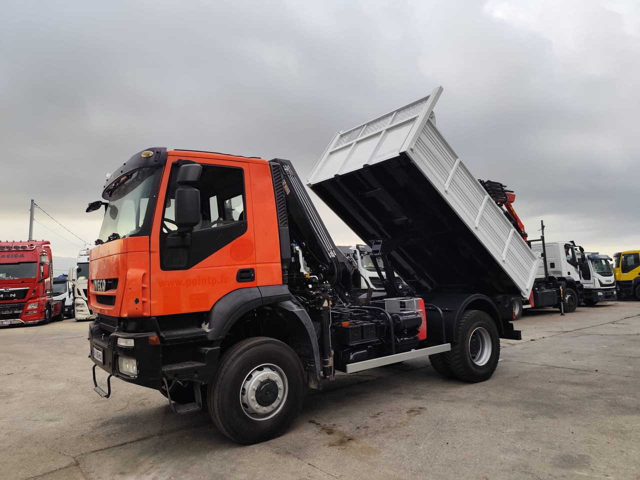 IVECO TRAKKER 190T36 - Autokran: das Bild 1 IVECO TRAKKER 190T36 - Autokran: das Bild 1