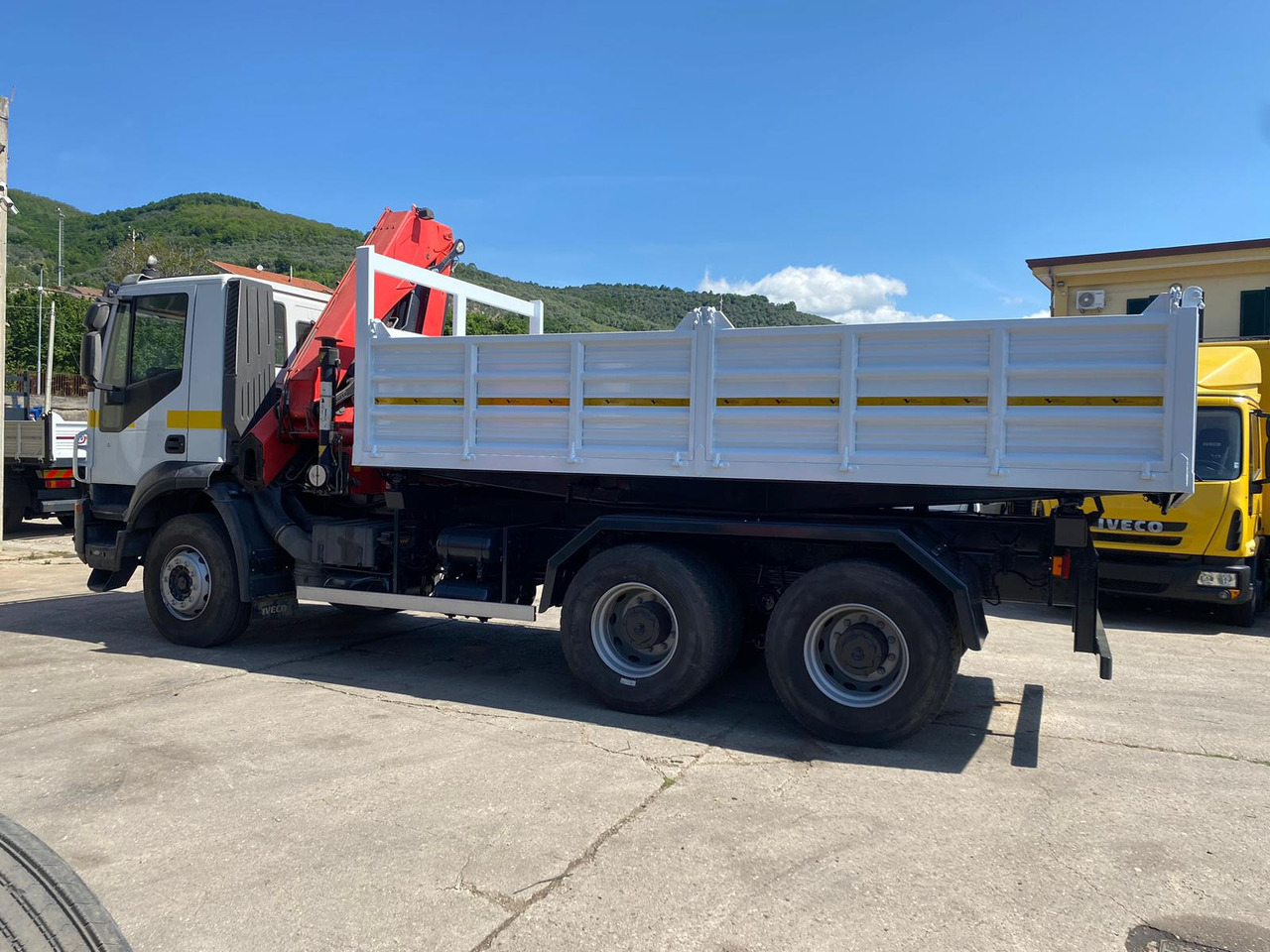 IVECO TRAKKER 260T36 - Autokran: das Bild 2 IVECO TRAKKER 260T36 - Autokran: das Bild 2