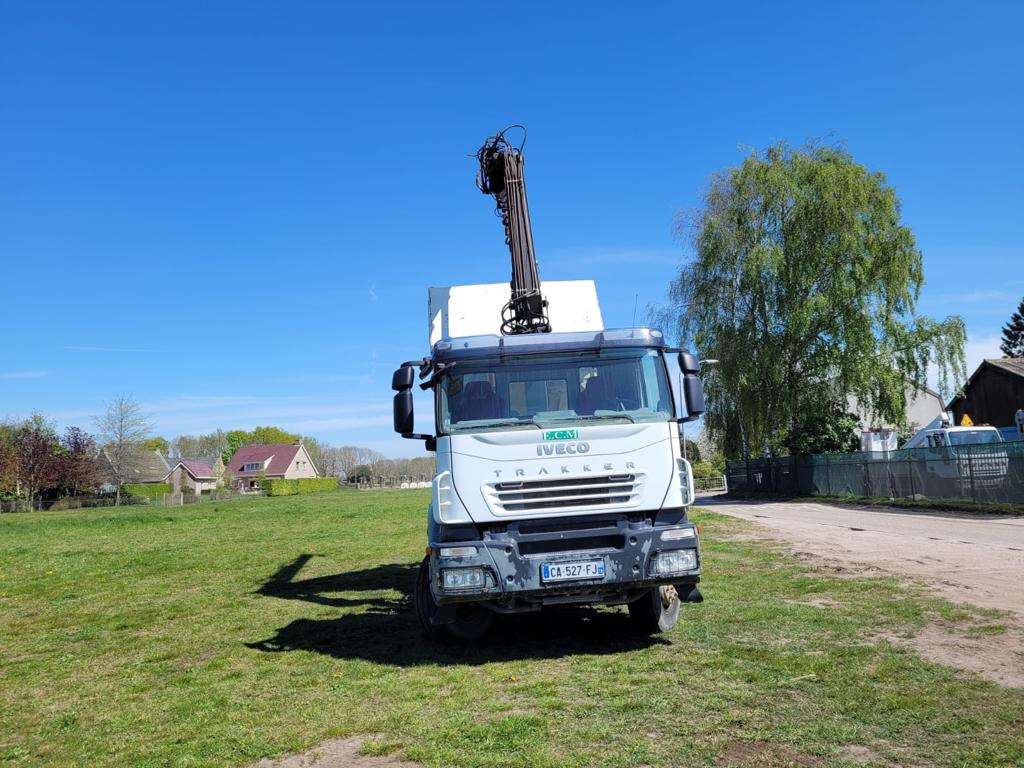 IVECO TRAKKER 260T36 - Autokran: das Bild 3 IVECO TRAKKER 260T36 - Autokran: das Bild 3