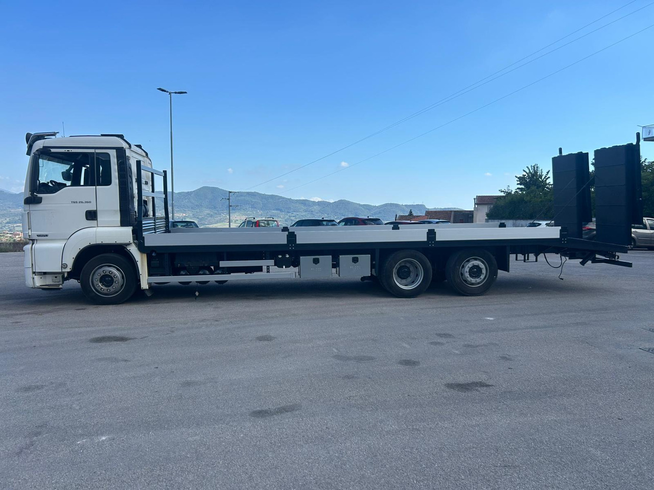 MAN TGS 26.360 - Pritsche LKW: das Bild 2 MAN TGS 26.360 - Pritsche LKW: das Bild 2