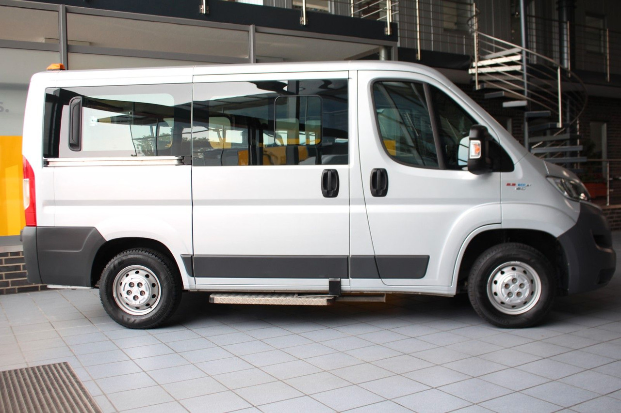 Fiat Ducato Kombi 33 150 L1H1 9-Sitzer Rollstuhlrampe - Personentransporter: das Bild 3 Fiat Ducato Kombi 33 150 L1H1 9-Sitzer Rollstuhlrampe - Personentransporter: das Bild 3