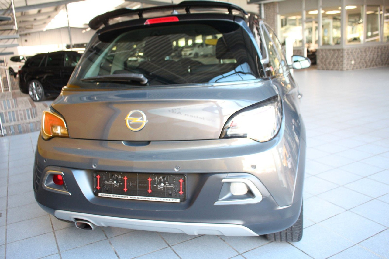 Opel Adam Rocks S Unlimited IntelliLink PDC 18" - Limousine: das Bild 4 Opel Adam Rocks S Unlimited IntelliLink PDC 18" - Limousine: das Bild 4
