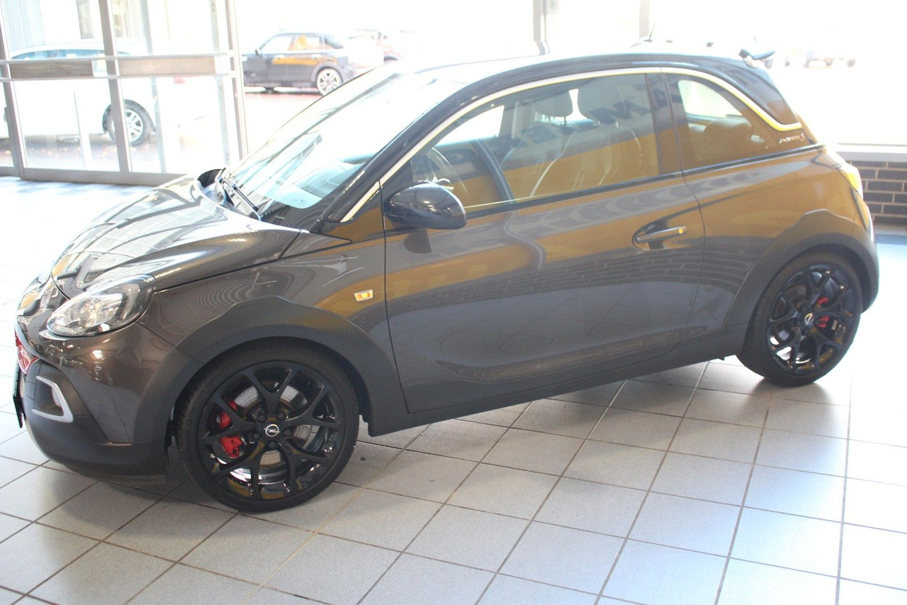 Opel Adam Rocks S Unlimited IntelliLink PDC 18" - Limousine: das Bild 5 Opel Adam Rocks S Unlimited IntelliLink PDC 18" - Limousine: das Bild 5