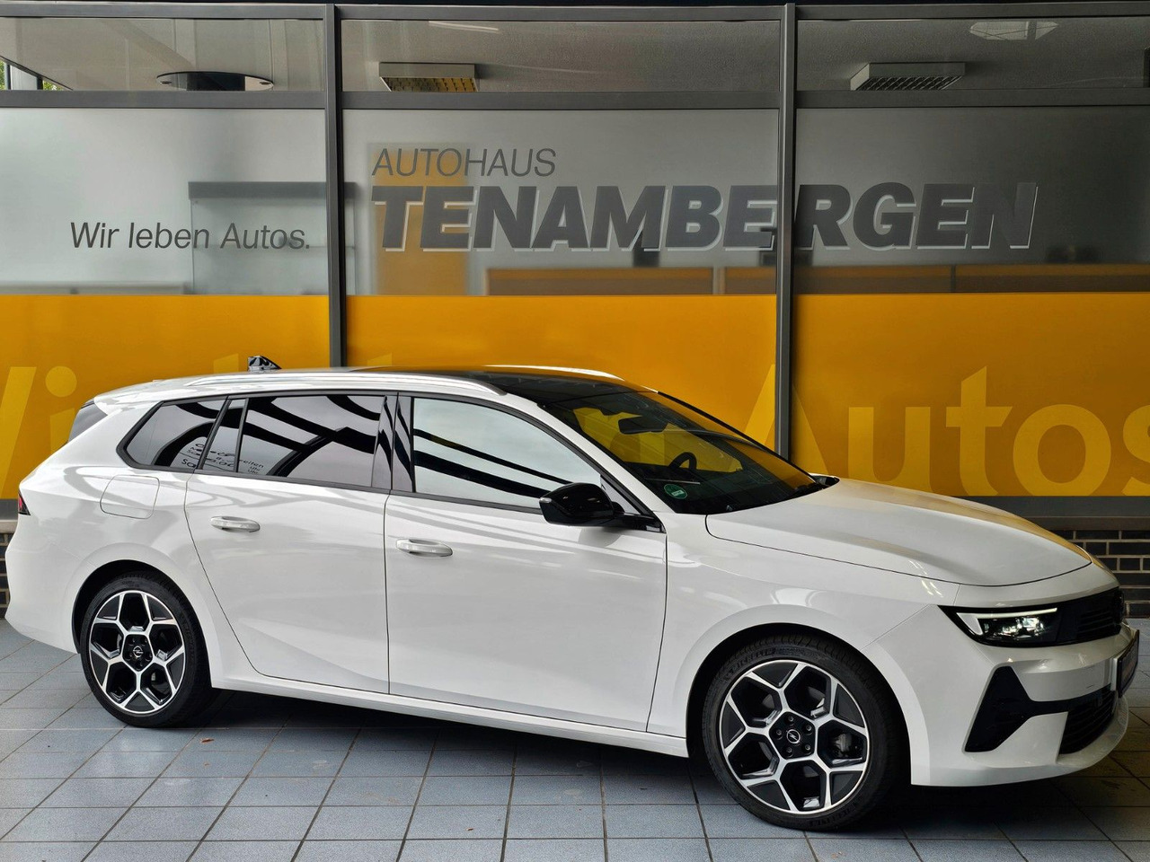 Opel Astra L 1.5 Ultimate Schiebedach Memory ACC AHK - Kombi: das Bild 1 Opel Astra L 1.5 Ultimate Schiebedach Memory ACC AHK - Kombi: das Bild 1