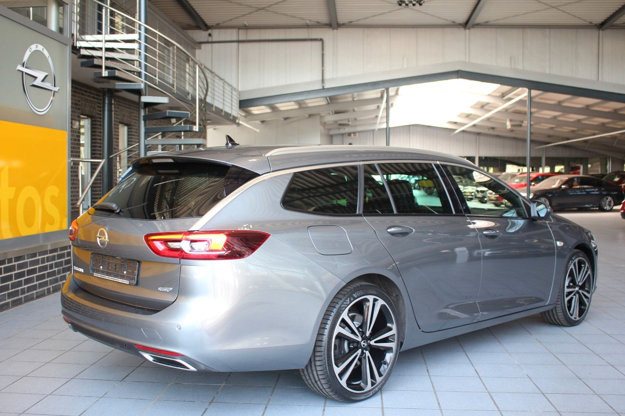 Opel Insignia B Sports Tourer Ultimate 4x4 OPC AHK - PKW: das Bild 5 Opel Insignia B Sports Tourer Ultimate 4x4 OPC AHK - PKW: das Bild 5