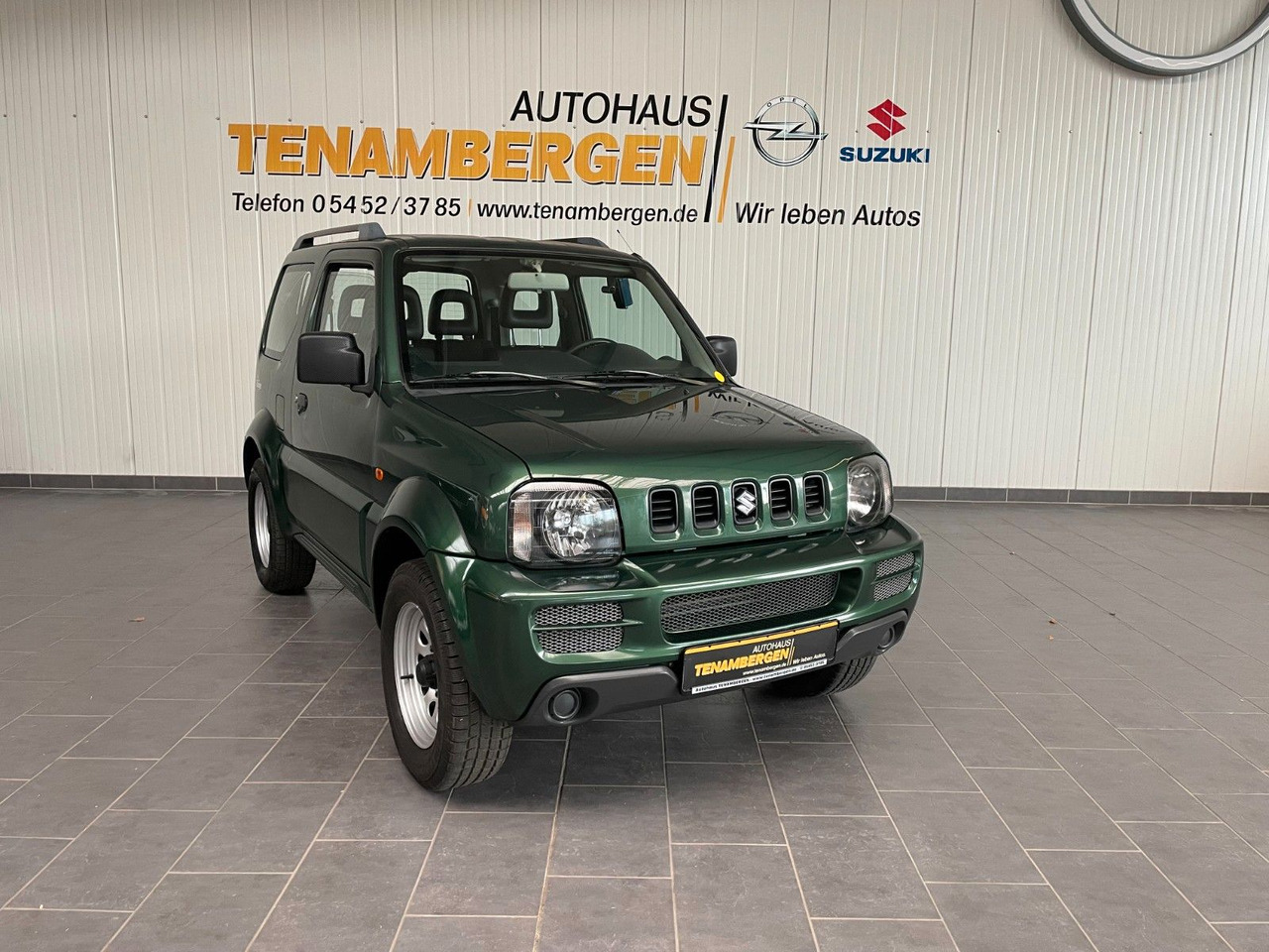 Suzuki Jimny 1.3 Allrad Ranger - SUV/ Geländewagen: das Bild 1 Suzuki Jimny 1.3 Allrad Ranger - SUV/ Geländewagen: das Bild 1