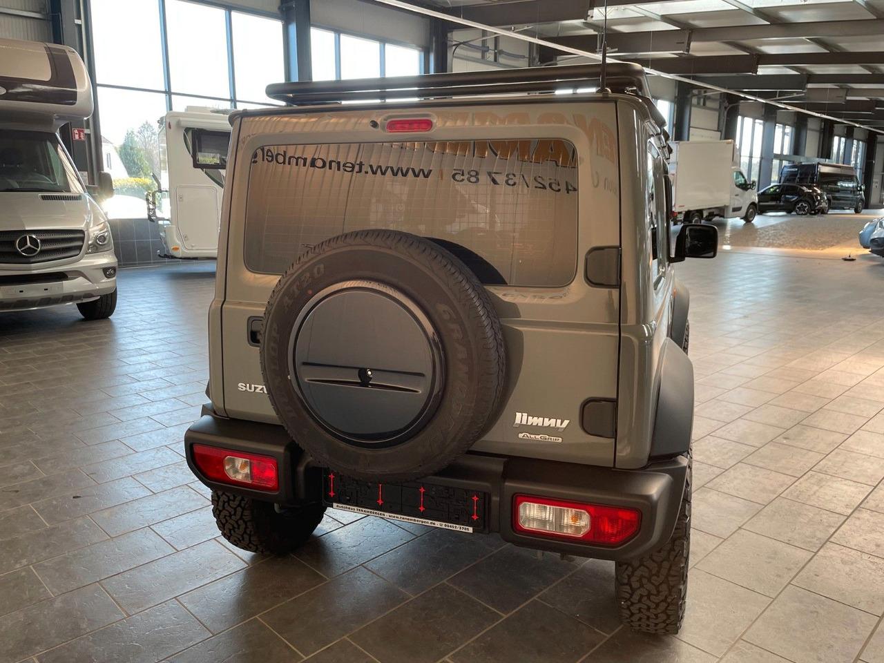 Suzuki Jimny Comfort AllGrip NFZ Dachgepäckträger - SUV/ Geländewagen: das Bild 4 Suzuki Jimny Comfort AllGrip NFZ Dachgepäckträger - SUV/ Geländewagen: das Bild 4