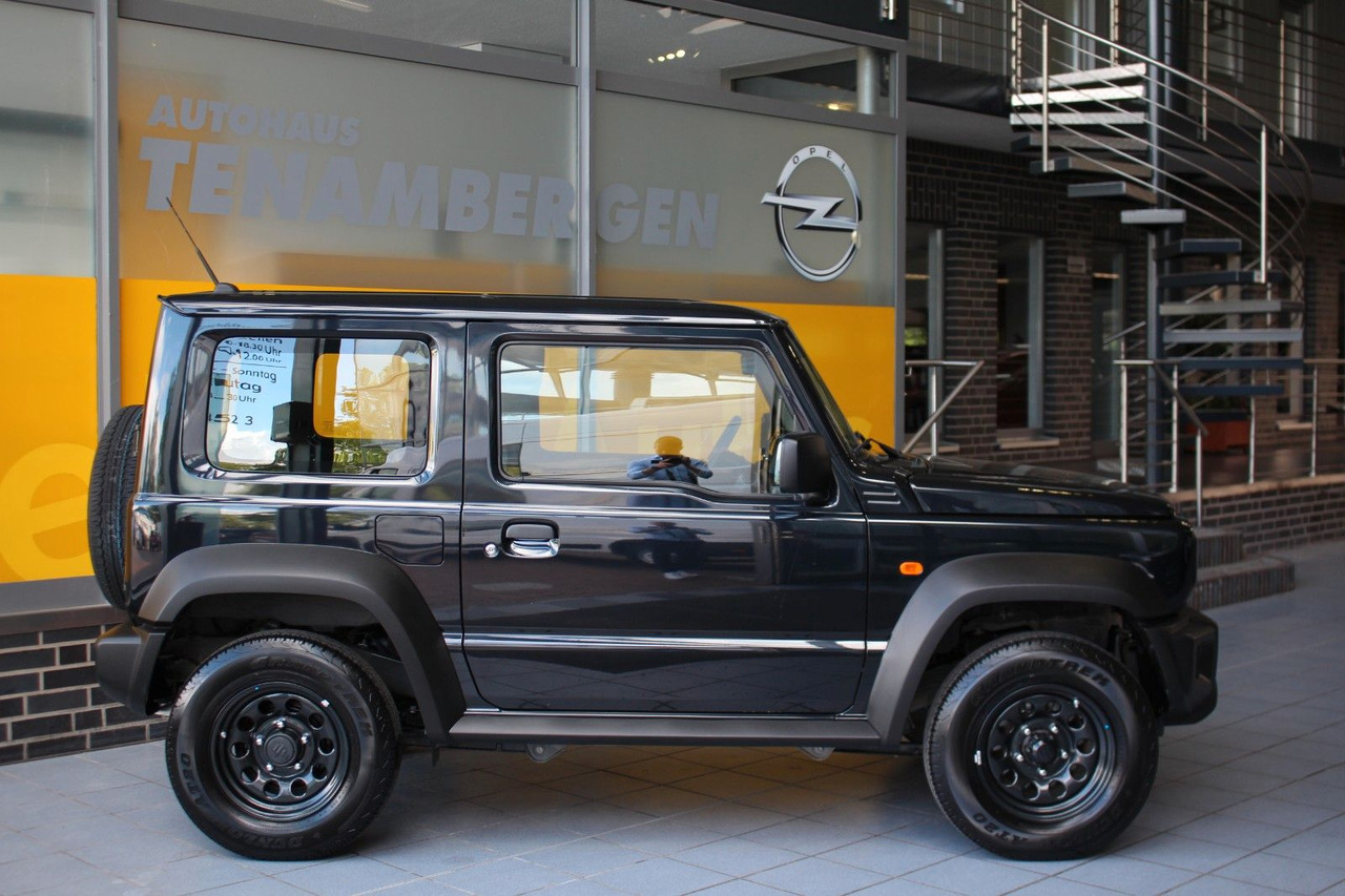 Suzuki Jimny zuschaltbarer Allradantrieb Allgrip - SUV/ Geländewagen: das Bild 3 Suzuki Jimny zuschaltbarer Allradantrieb Allgrip - SUV/ Geländewagen: das Bild 3