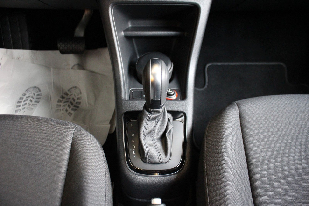 PKW Volkswagen up! e-up! Max Kamera Sitzheizung DAB+: das Bild 12
