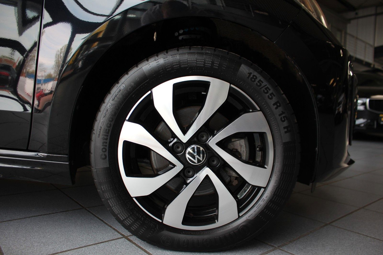 PKW Volkswagen up! e-up! Max Kamera Sitzheizung DAB+: das Bild 20