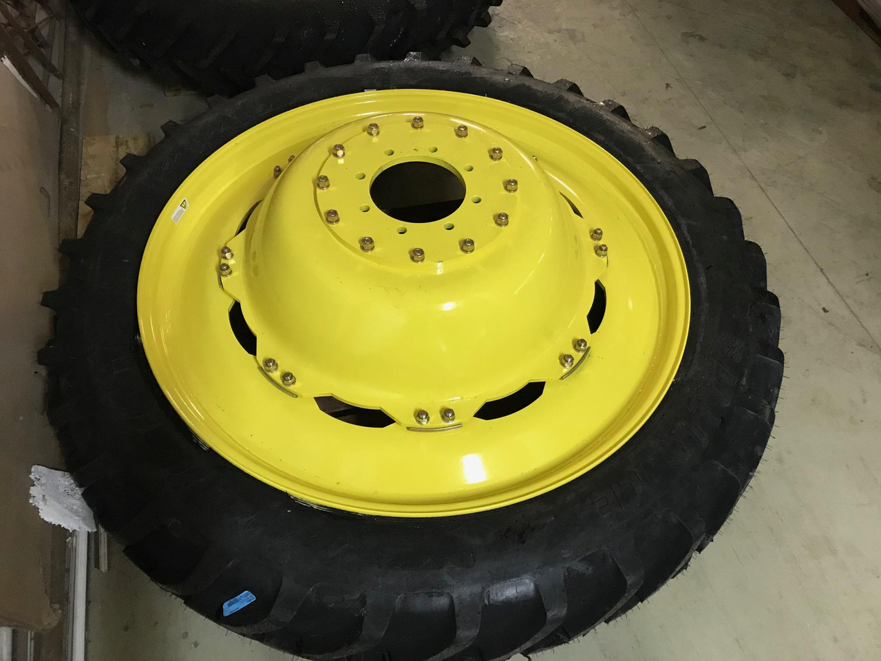 John Deere premium tillage wheel sets - Komplettrad für Landmaschine: das Bild 3 John Deere premium tillage wheel sets - Komplettrad für Landmaschine: das Bild 3