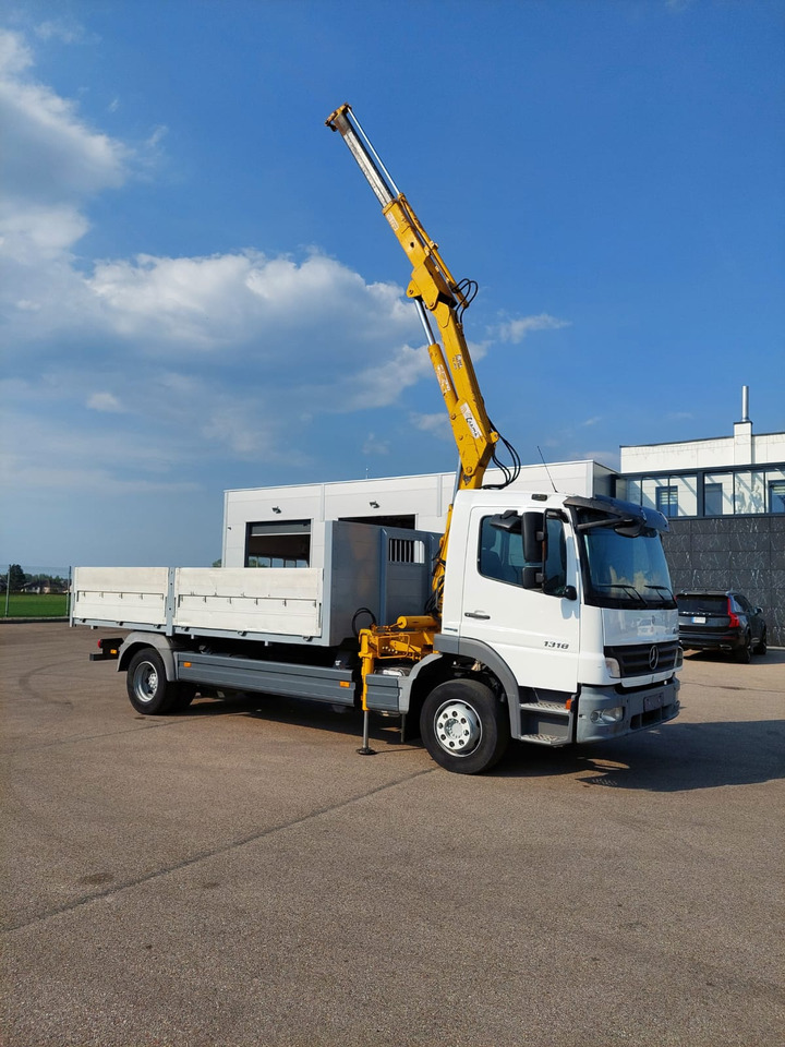 MERCEDES-BENZ Atego - Autokran: das Bild 5 MERCEDES-BENZ Atego - Autokran: das Bild 5