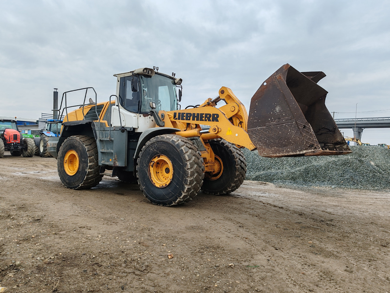 Liebherr L576 2plus2 - Radlader: das Bild 3 Liebherr L576 2plus2 - Radlader: das Bild 3