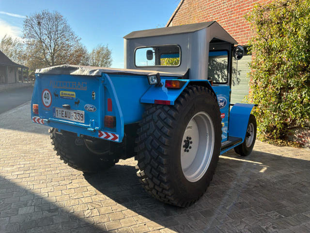 Fordson Super Dexta Ford T10 Pickup - Baumaschine: das Bild 5 Fordson Super Dexta Ford T10 Pickup - Baumaschine: das Bild 5