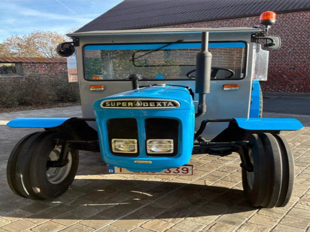 Fordson Super Dexta Ford T10 Pickup - Baumaschine: das Bild 2 Fordson Super Dexta Ford T10 Pickup - Baumaschine: das Bild 2