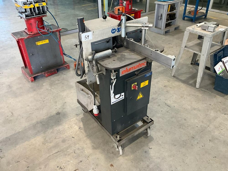 Elumatec AF 221 - Metallbearbeitungsmaschine: das Bild 2 Elumatec AF 221 - Metallbearbeitungsmaschine: das Bild 2
