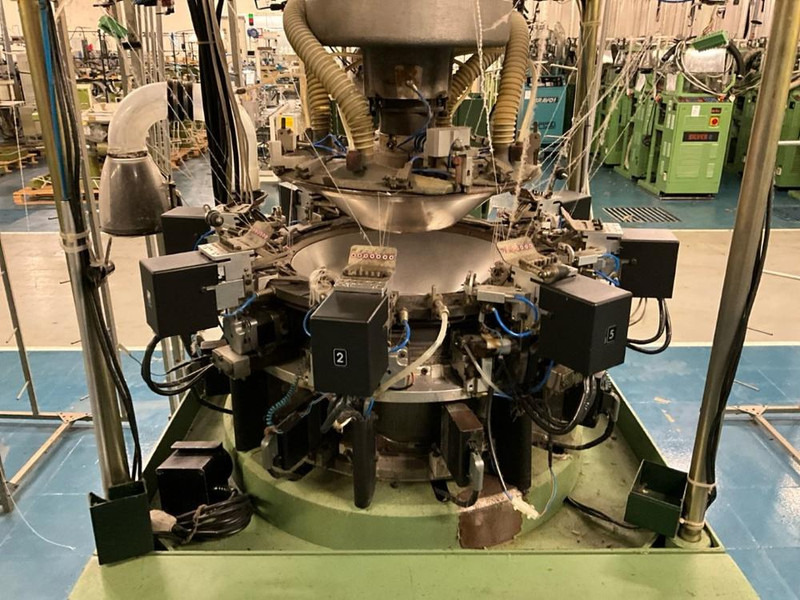 Santoni SM8-TOP1 - Industriemaschine: das Bild 5 Santoni SM8-TOP1 - Industriemaschine: das Bild 5