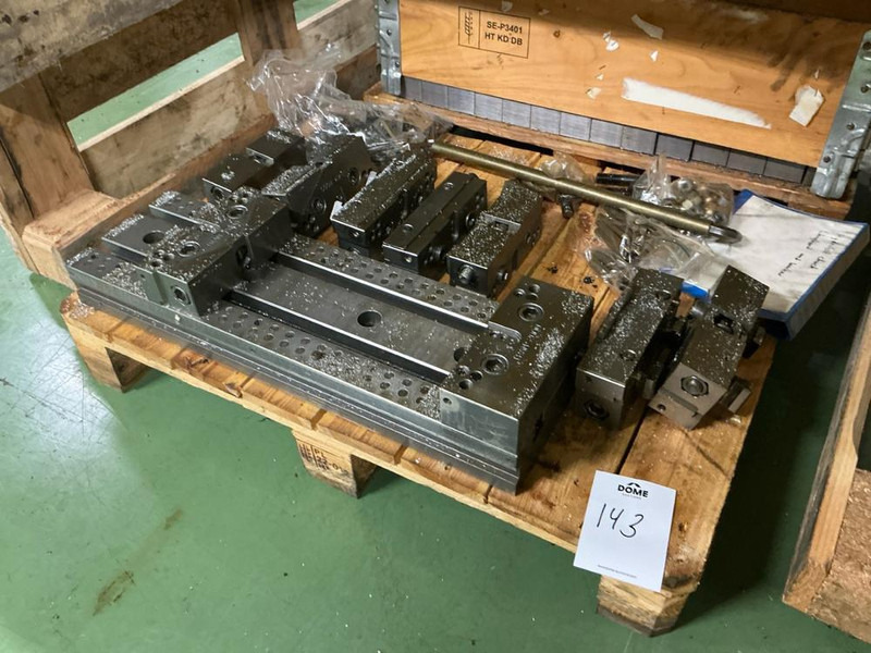 Iram 2000 - Metallbearbeitungsmaschine: das Bild 1 Iram 2000 - Metallbearbeitungsmaschine: das Bild 1