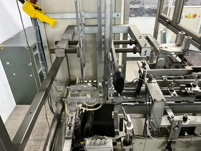 Tinarelli SL1 - Verpackungsmaschine: das Bild 4 Tinarelli SL1 - Verpackungsmaschine: das Bild 4