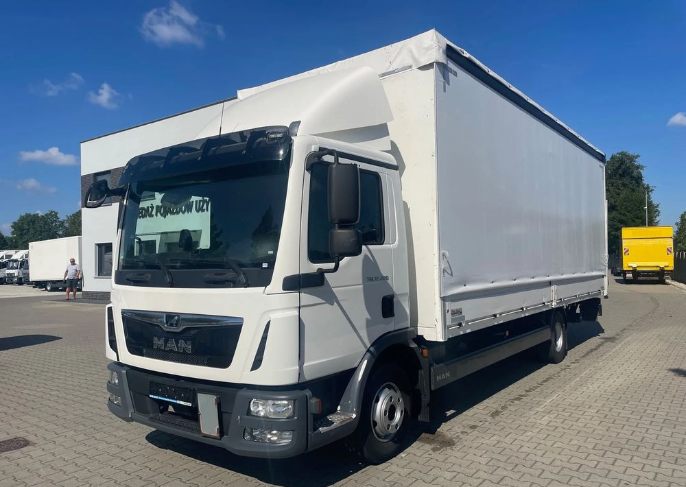 MAN TGL 12.220, Burtofirana! - Plane LKW: das Bild 1 MAN TGL 12.220, Burtofirana! - Plane LKW: das Bild 1