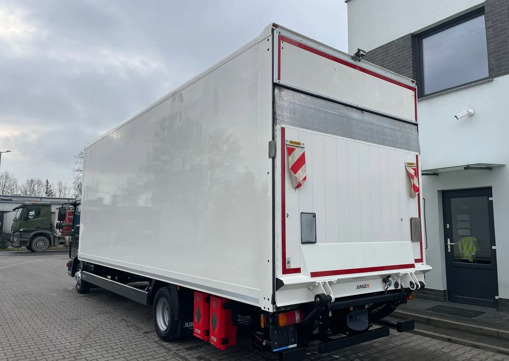 MAN TGL 12.250, KONTENER 7,3m ( 18 europalet ) - Koffer LKW: das Bild 5 MAN TGL 12.250, KONTENER 7,3m ( 18 europalet ) - Koffer LKW: das Bild 5