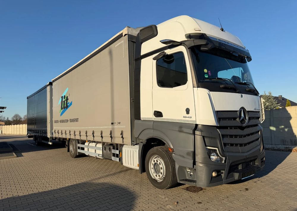 Mercedes-Benz ACTROS 1845 Zestaw przestrzenny przejazdowy120m3 - Plane LKW: das Bild 4 Mercedes-Benz ACTROS 1845 Zestaw przestrzenny przejazdowy120m3 - Plane LKW: das Bild 4