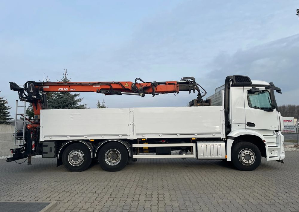 Mercedes-Benz Arocs 2545, HDS ATLAS 186.3 - PILOT - Pritsche LKW, Autokran: das Bild 4 Mercedes-Benz Arocs 2545, HDS ATLAS 186.3 - PILOT - Pritsche LKW, Autokran: das Bild 4