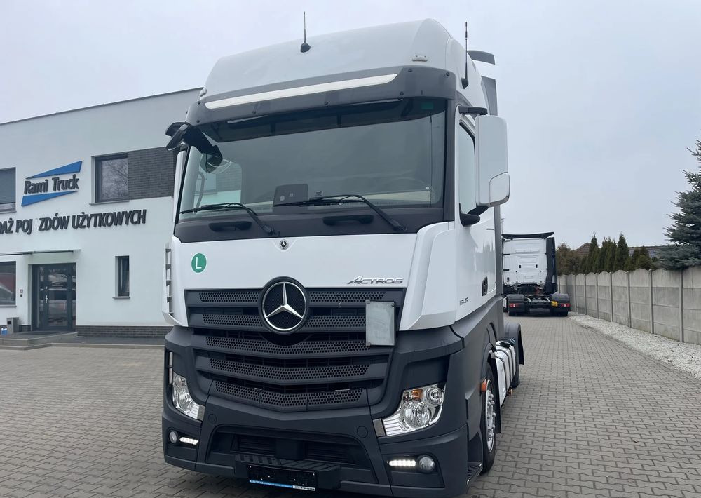 Mercedes-Benz ACTROS 1845, Mega, Gigaspace, Salonka! - Sattelzugmaschine: das Bild 1 Mercedes-Benz ACTROS 1845, Mega, Gigaspace, Salonka! - Sattelzugmaschine: das Bild 1