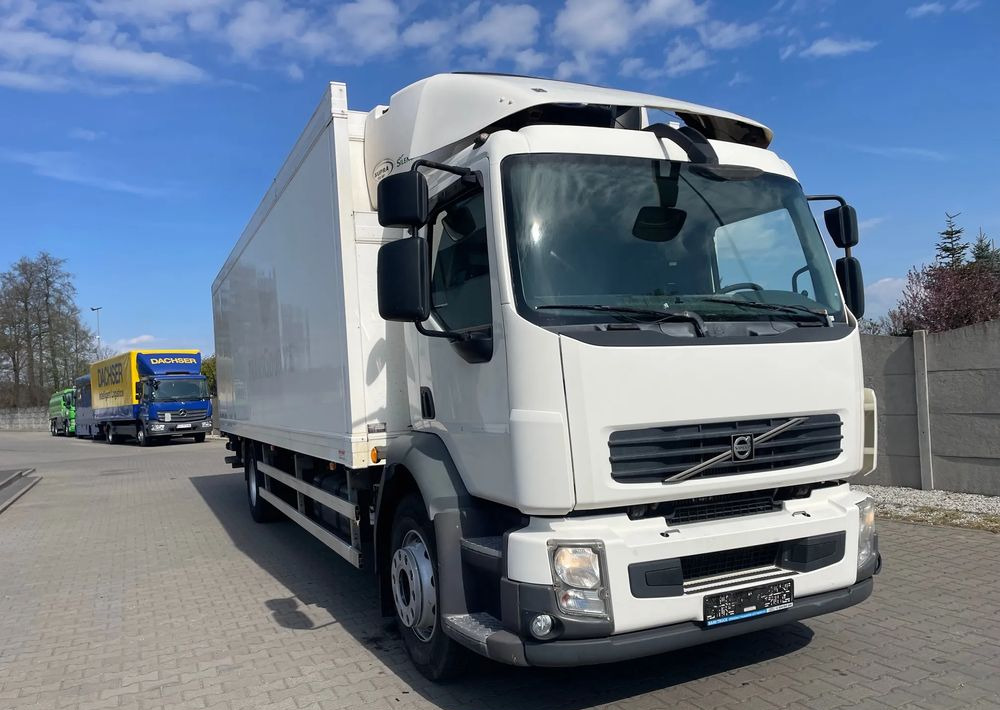 Volvo FL 18.260 CHŁODNIA, EURO 5! - Kühlkoffer LKW: das Bild 3 Volvo FL 18.260 CHŁODNIA, EURO 5! - Kühlkoffer LKW: das Bild 3
