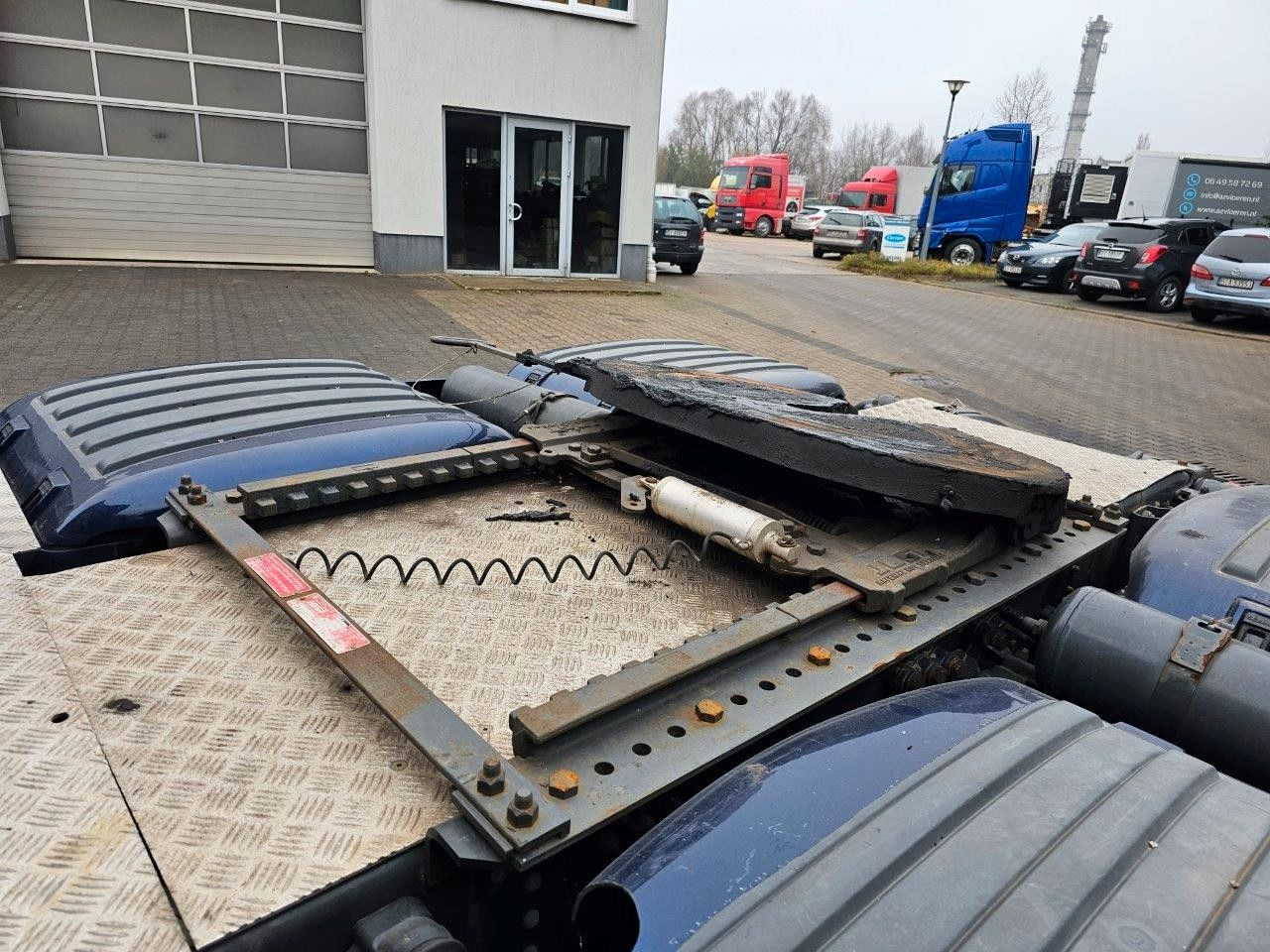 Scania R520 V8 6x2 Lenk/Liftachse Vollaustattung EURO6 - Sattelzugmaschine: das Bild 5 Scania R520 V8 6x2 Lenk/Liftachse Vollaustattung EURO6 - Sattelzugmaschine: das Bild 5