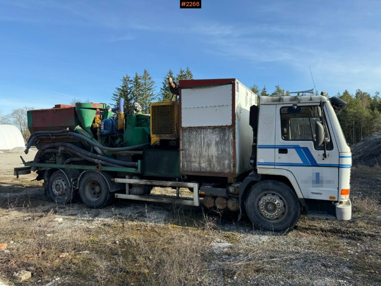 Volvo FL10 6x2 with mobile grain mill - LKW: das Bild 4 Volvo FL10 6x2 with mobile grain mill - LKW: das Bild 4