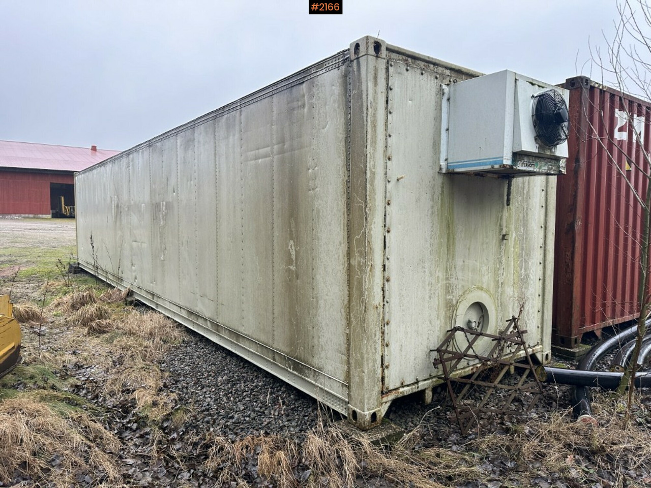 Refrigerated container 40 feet - Kühlkofferaufbau: das Bild 1 Refrigerated container 40 feet - Kühlkofferaufbau: das Bild 1