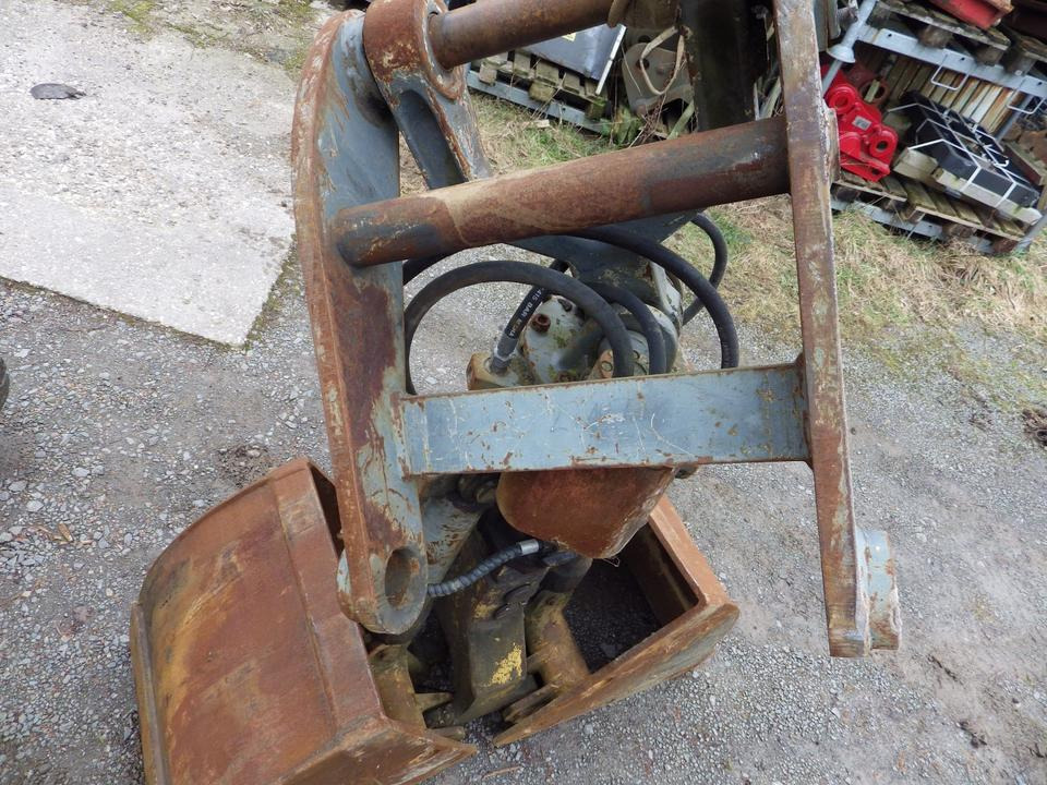 Liebherr GM8 GM10 Greifer 600 mm SB mit SW48 Adapter - Zweischalengreifer für Baumaschine: das Bild 4 Liebherr GM8 GM10 Greifer 600 mm SB mit SW48 Adapter - Zweischalengreifer für Baumaschine: das Bild 4