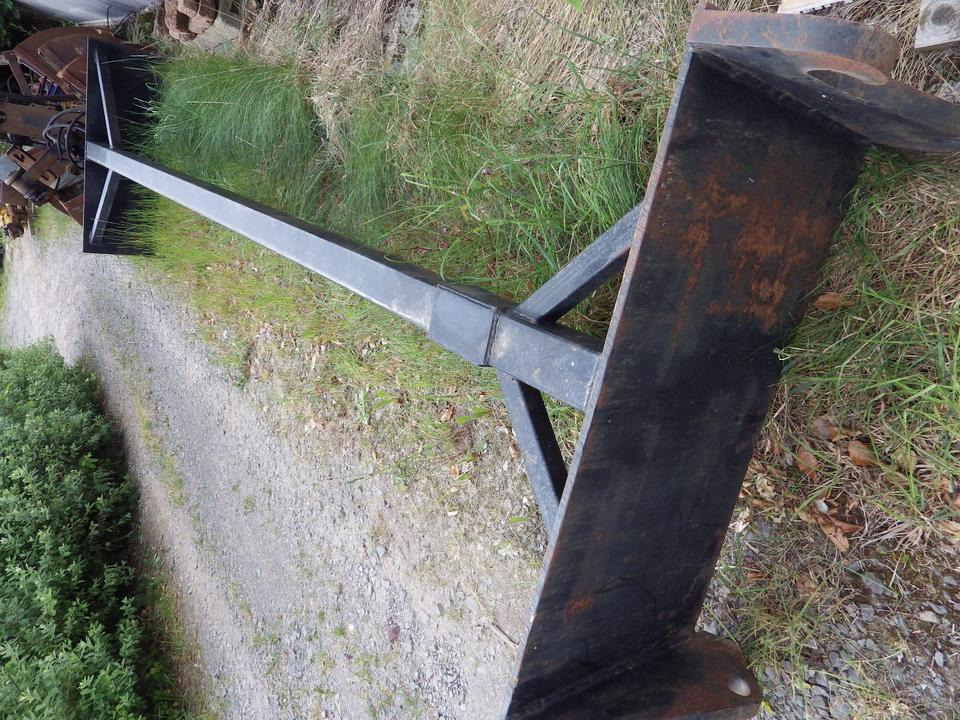 Silokamm Kornschieber Verlängerung an Volvo L30 / Cat 906 908 - Silotechnik: das Bild 1 Silokamm Kornschieber Verlängerung an Volvo L30 / Cat 906 908 - Silotechnik: das Bild 1