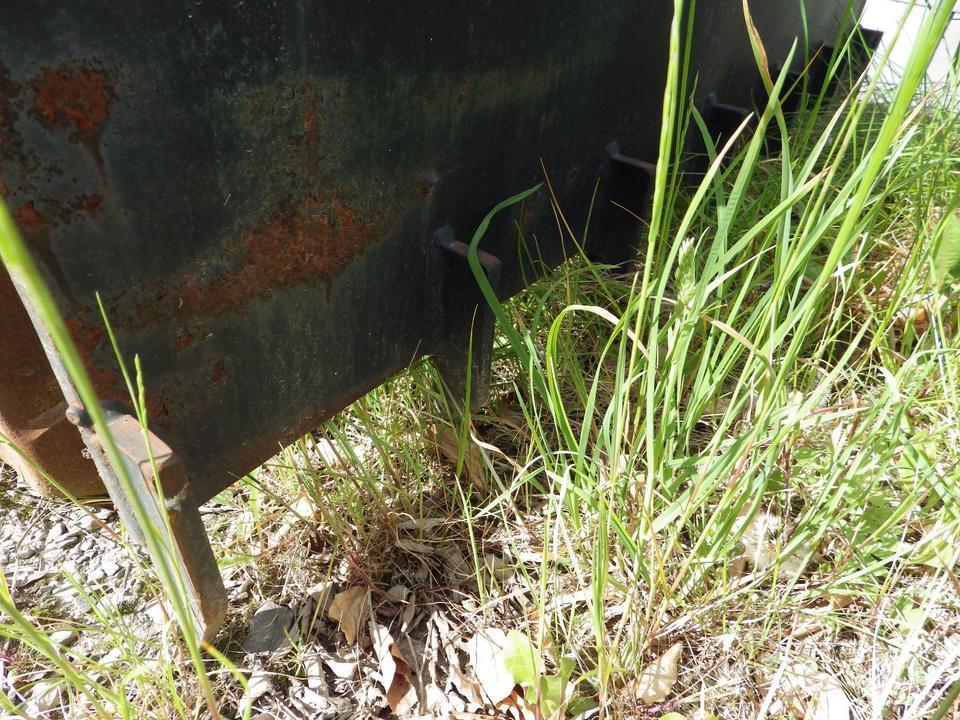 Silokamm Kornschieber Verlängerung an Volvo L30 / Cat 906 908 - Silotechnik: das Bild 4 Silokamm Kornschieber Verlängerung an Volvo L30 / Cat 906 908 - Silotechnik: das Bild 4