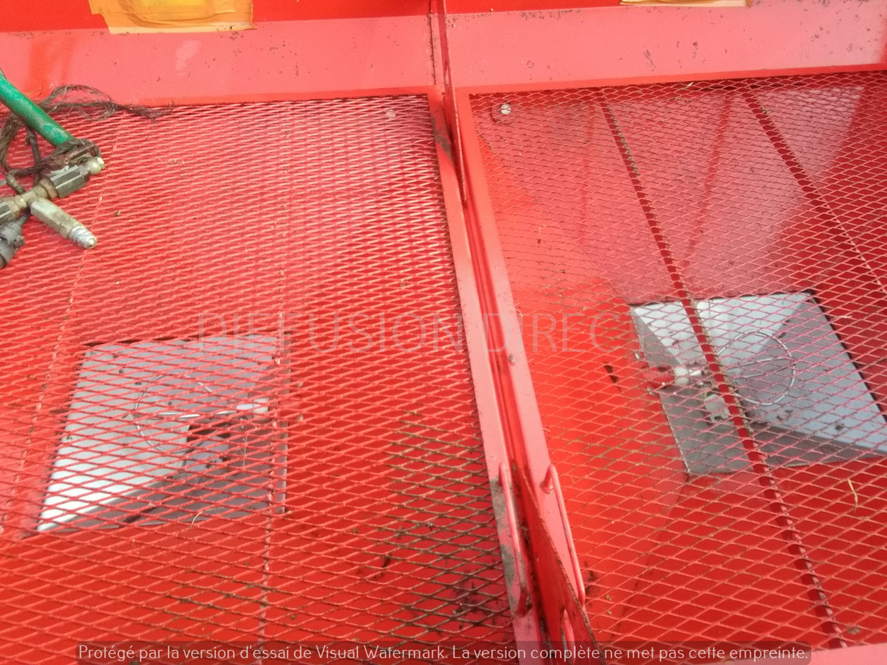 AGRAM DISTRIBUTEUR D'ENGRAIS JET SPREAD 281 - Düngerstreuer: das Bild 5 AGRAM DISTRIBUTEUR D'ENGRAIS JET SPREAD 281 - Düngerstreuer: das Bild 5