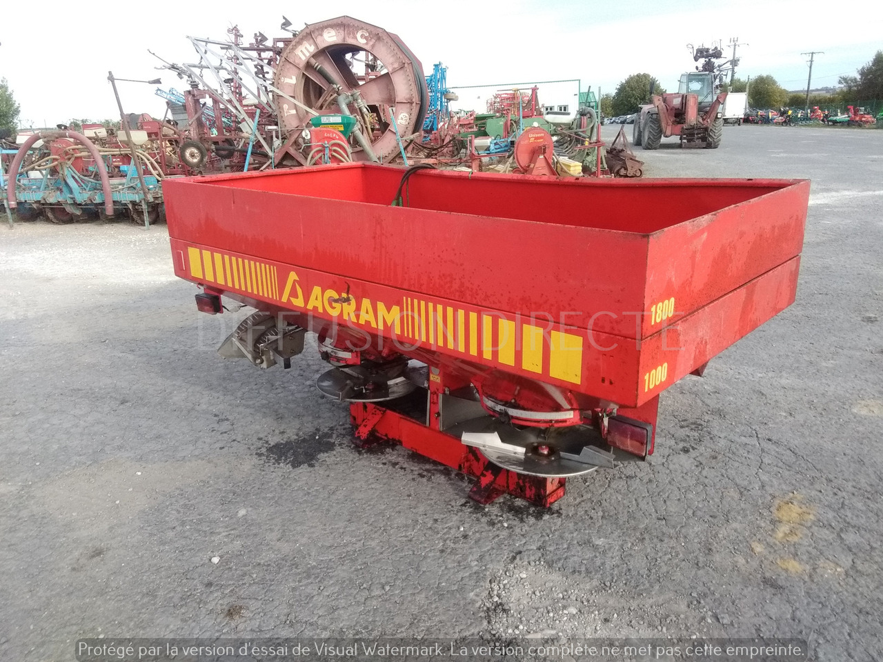 AGRAM DISTRIBUTEUR D'ENGRAIS JET SPREAD 281 - Düngerstreuer: das Bild 3 AGRAM DISTRIBUTEUR D'ENGRAIS JET SPREAD 281 - Düngerstreuer: das Bild 3